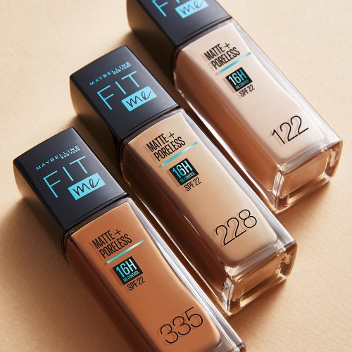 2 distintos tipos de base de maquillaje maybelline
