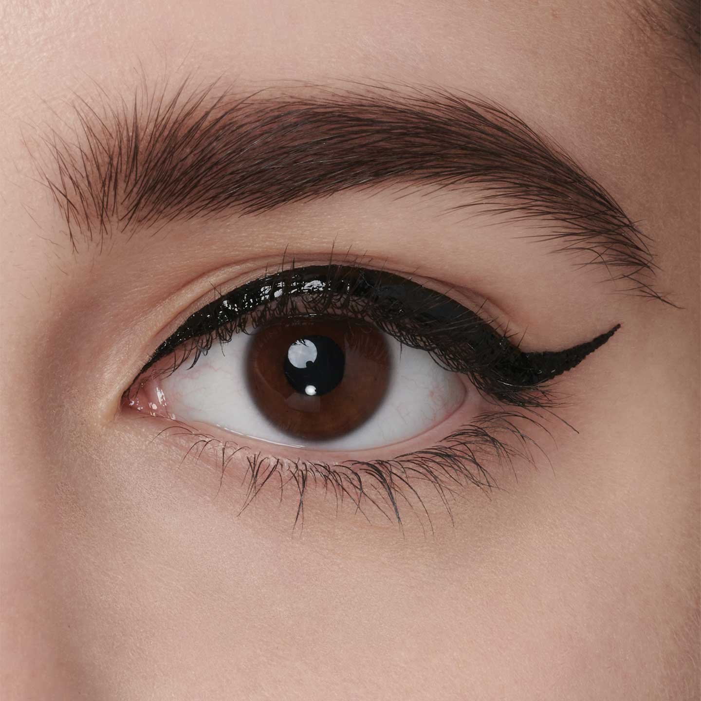 maybeline tattoolinerliquidink mary step3 1440x1440