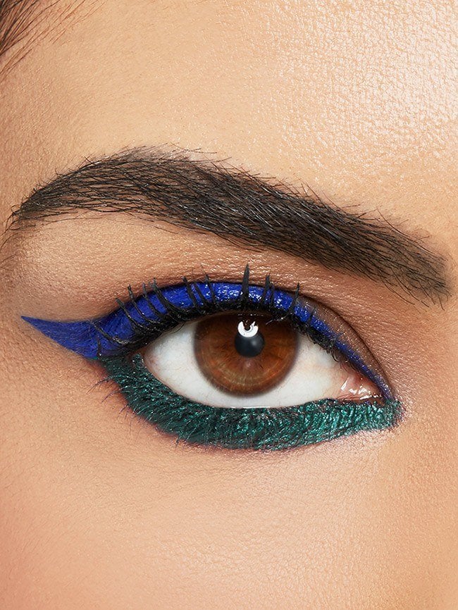 Maybelline Eyeliner - close up of Eye with blue green look